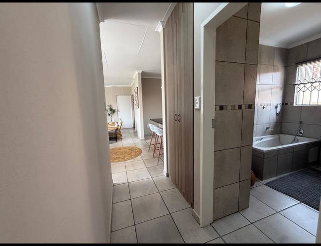 3 BEDROOM TOWNHOUSE FOR SALE IN WATERKLOOF EAST